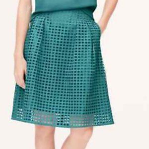 LOFT Eyelet Skirt with Pockets (Sz. 6)
